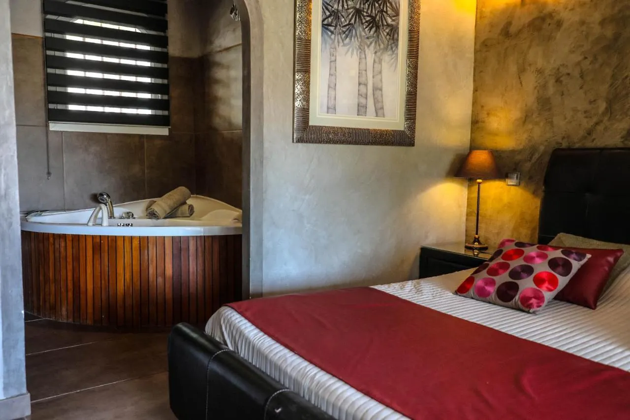 *** Couette-café B&B Val D'Azur Carqueiranne France